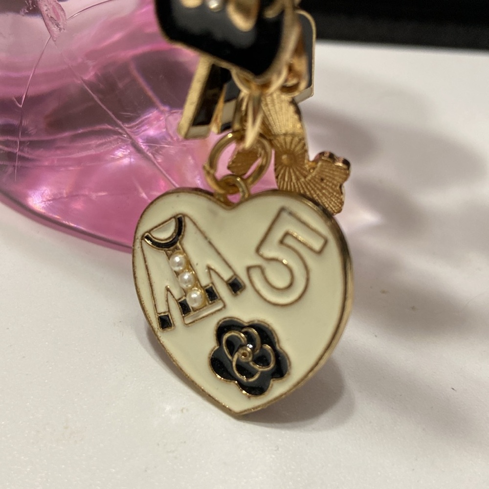 Upscale Keychain - Picture 3 of 5